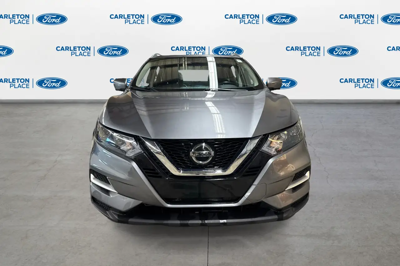 Nissan Qashqai снимка Nissan Qashqai