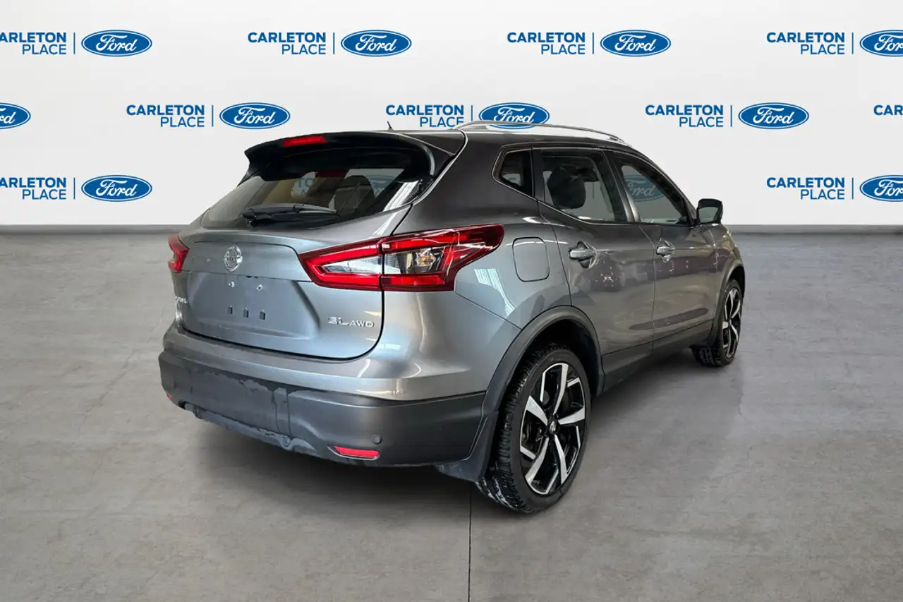 Nissan Qashqai снимка Nissan Qashqai