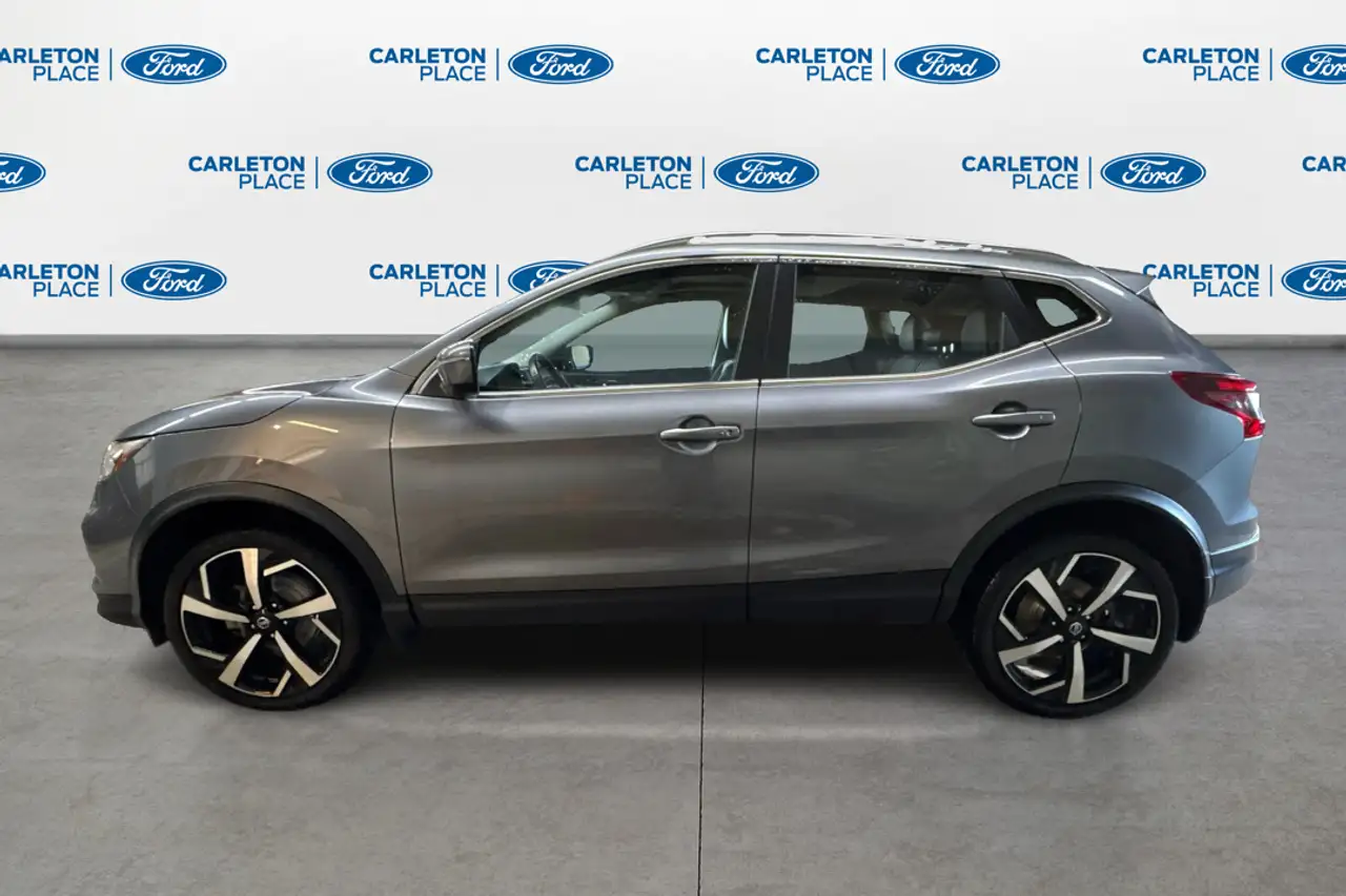 Nissan Qashqai снимка Nissan Qashqai