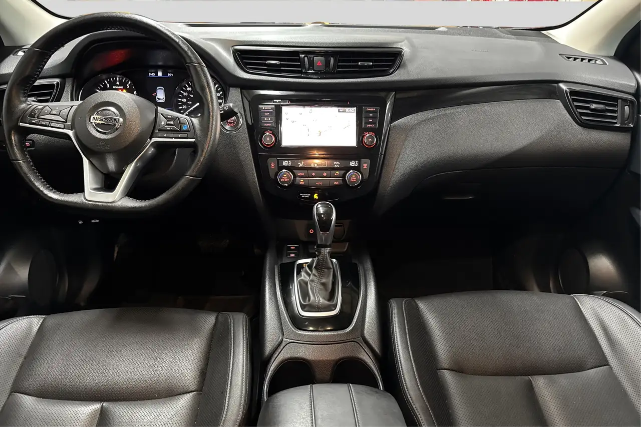 Nissan Qashqai снимка Nissan Qashqai