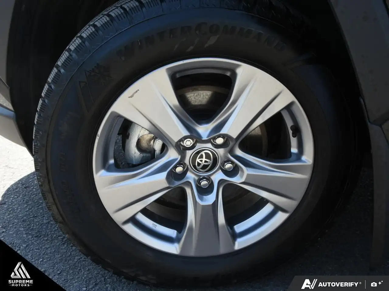 Toyota RAV 4 снимка Toyota RAV 4
