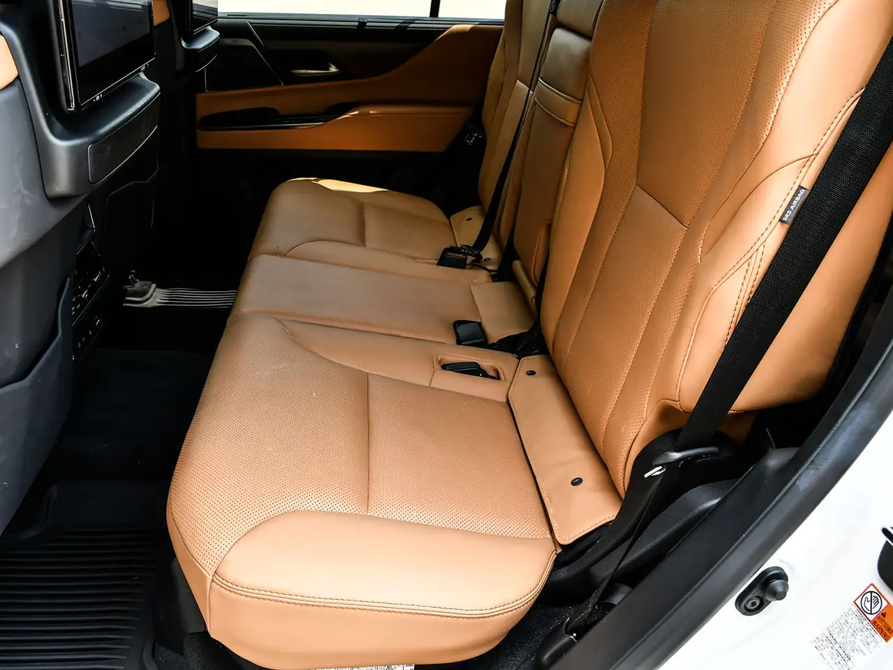Lexus LX photo Lexus LX