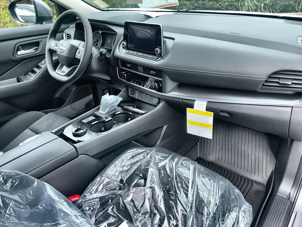 Nissan Rogue photo Nissan Rogue