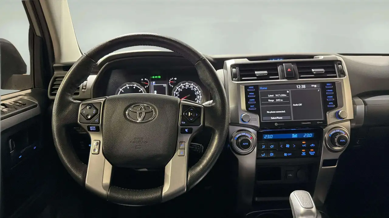 Toyota 4-Runner снимка Toyota 4-Runner