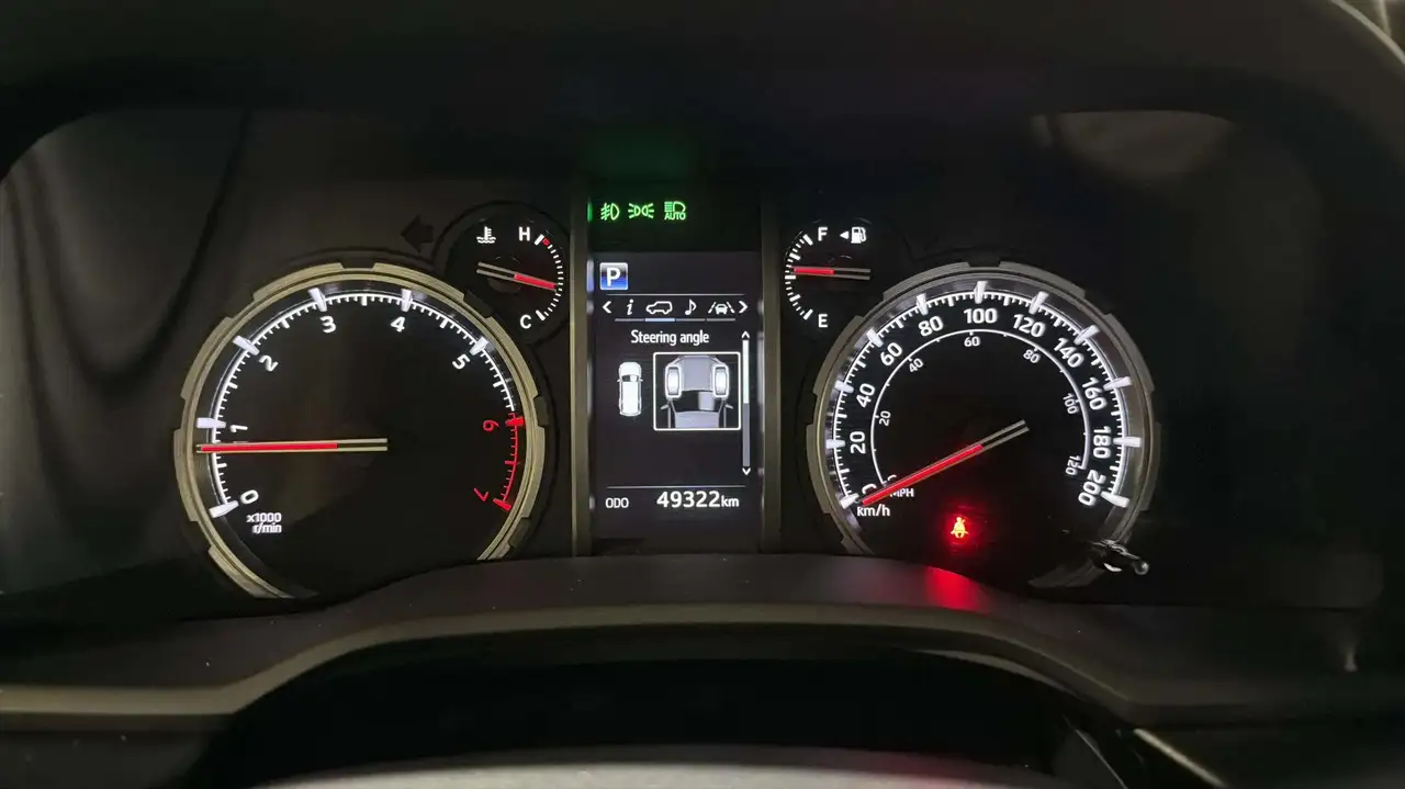 Toyota 4-Runner снимка Toyota 4-Runner