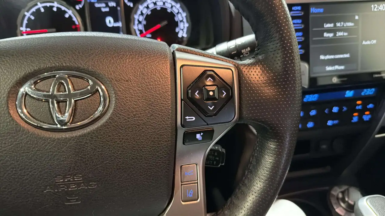 Toyota 4-Runner снимка Toyota 4-Runner