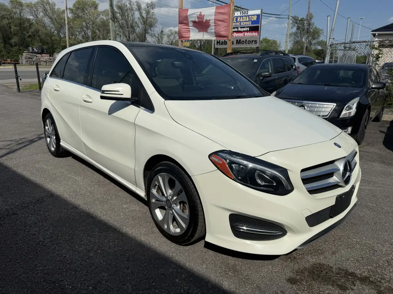 Mercedes-Benz B-Class photo Mercedes-Benz B-Class