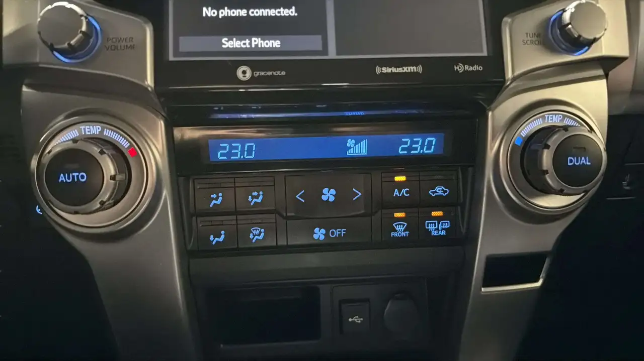 Toyota 4-Runner снимка Toyota 4-Runner