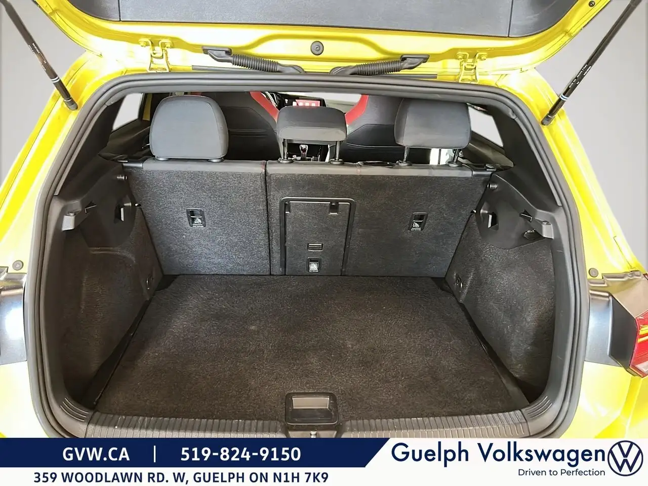 Volkswagen Golf GTI photo Volkswagen Golf GTI