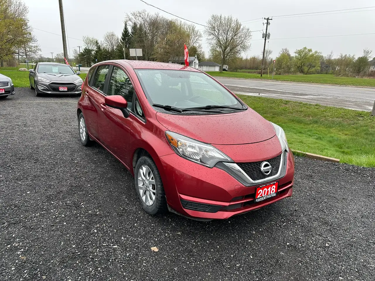 Nissan Versa снимка Nissan Versa