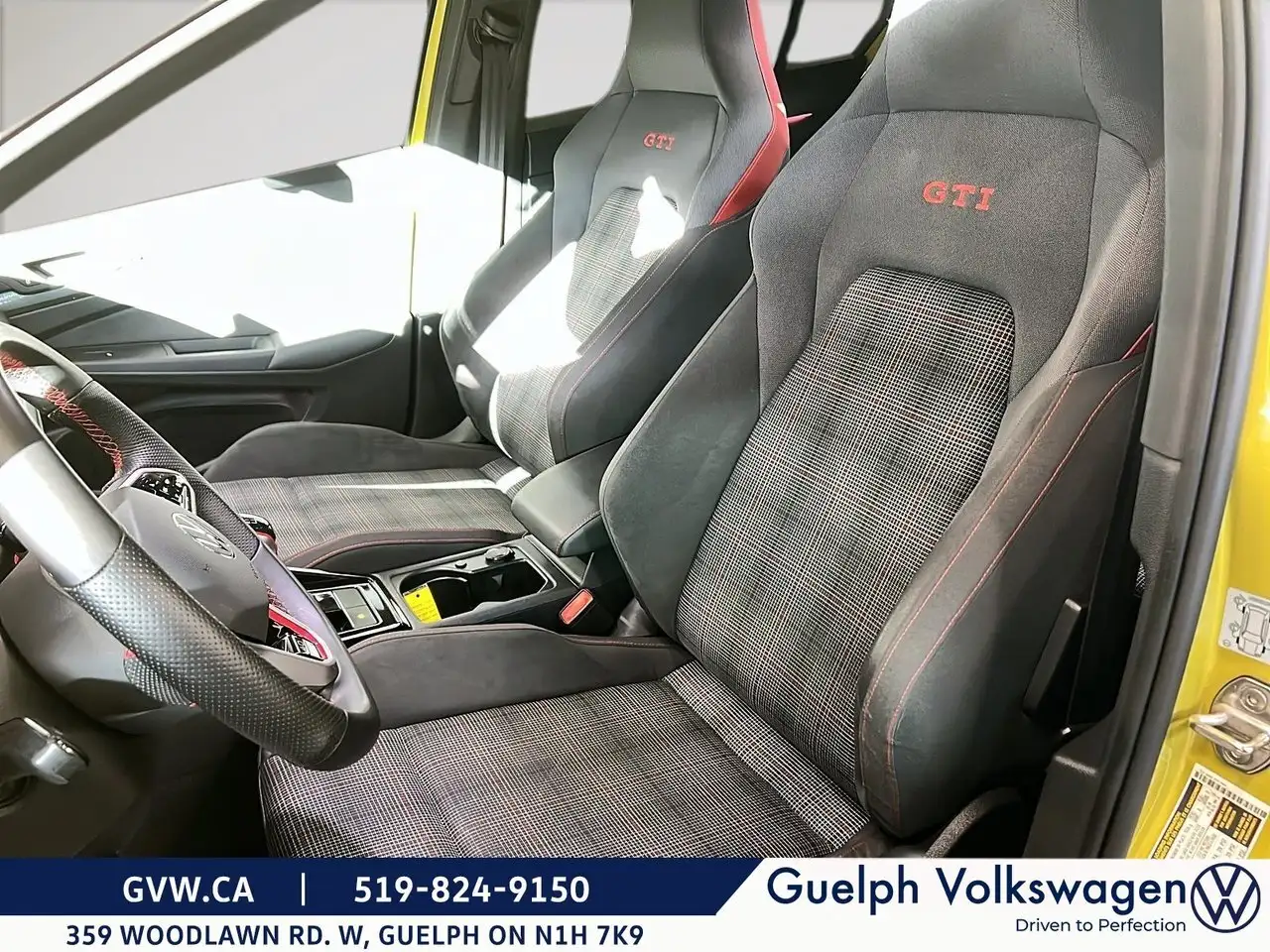 Volkswagen Golf GTI photo Volkswagen Golf GTI