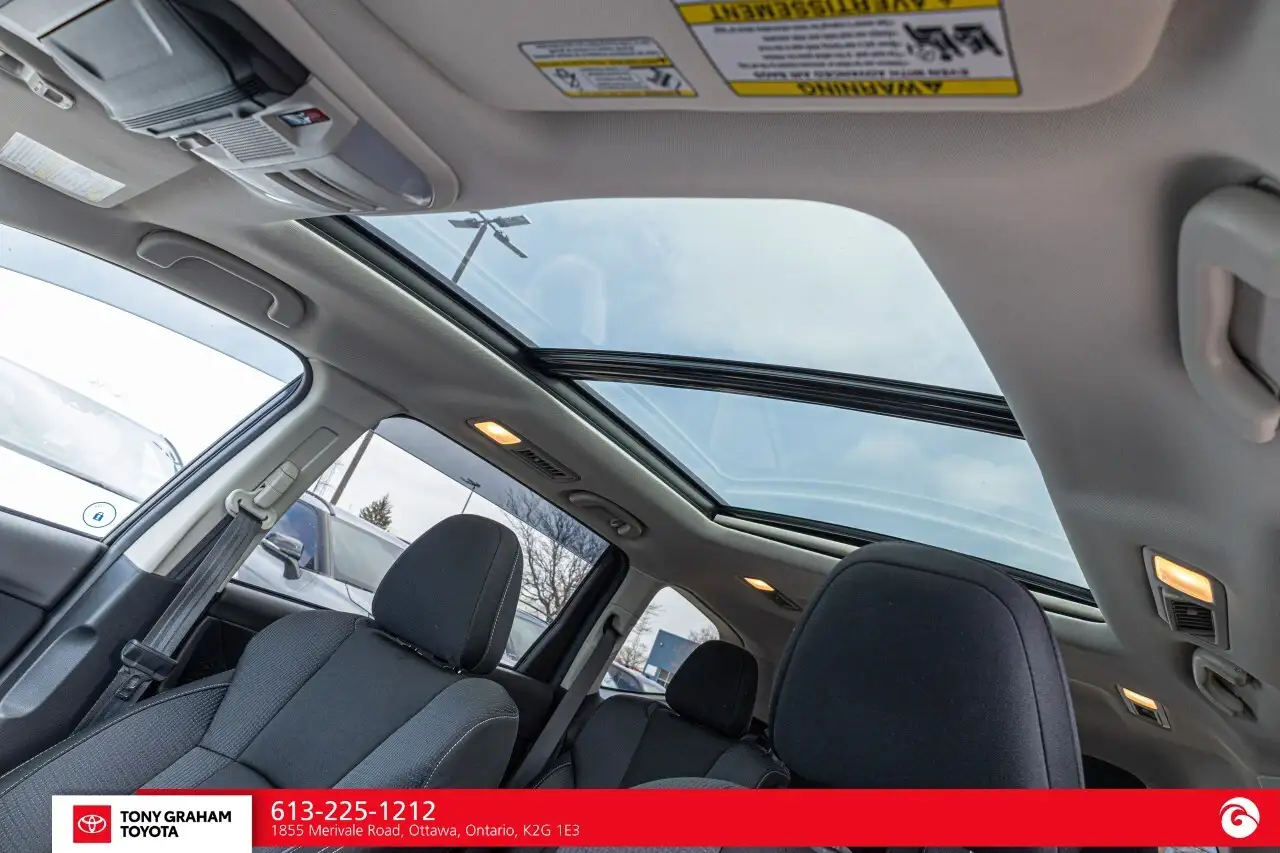 Subaru Ascent photo Subaru Ascent