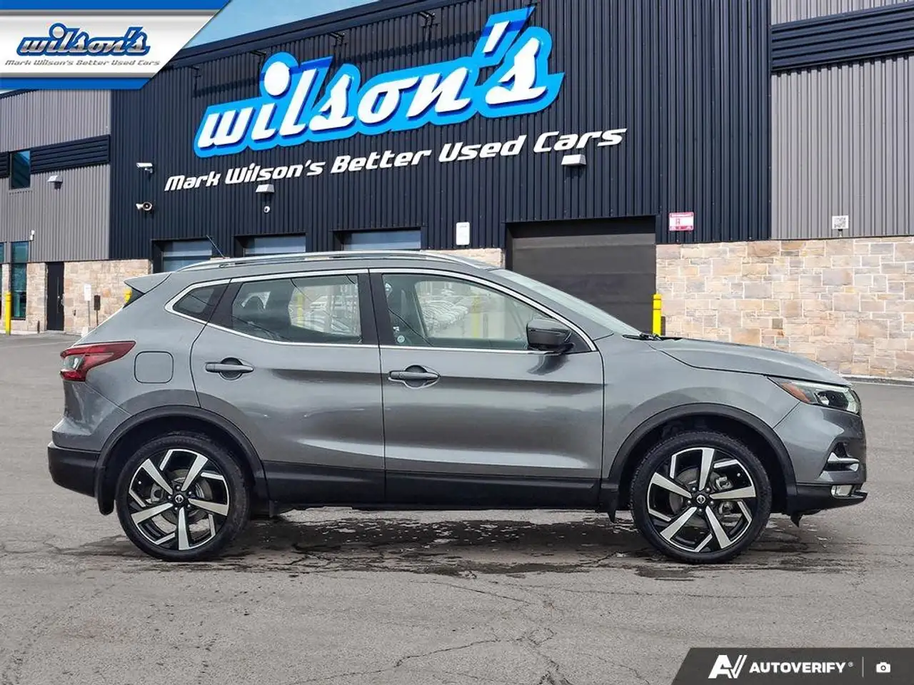 Nissan Qashqai снимка Nissan Qashqai