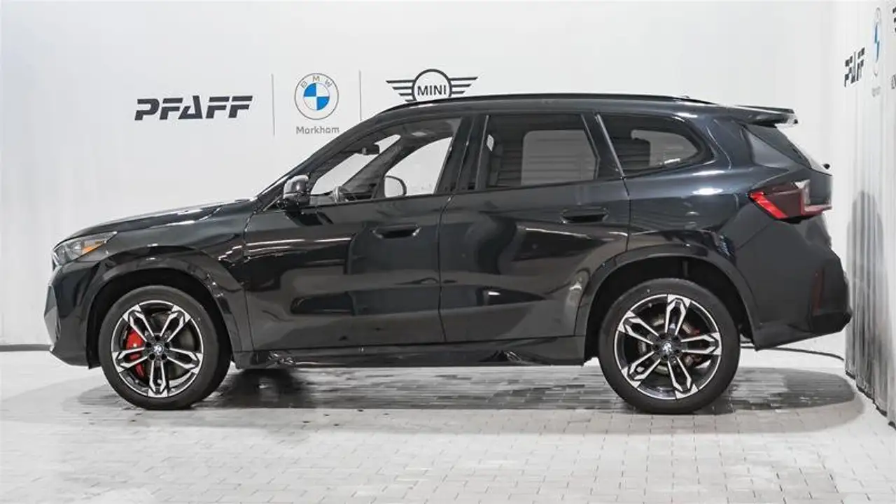 BMW X1 снимка BMW X1
