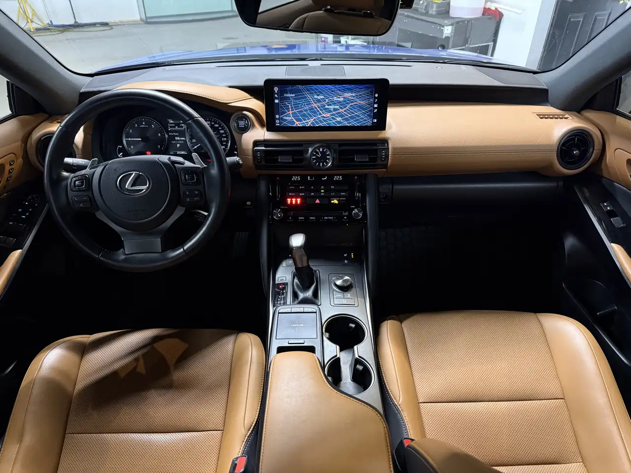 Lexus IS снимка Lexus IS
