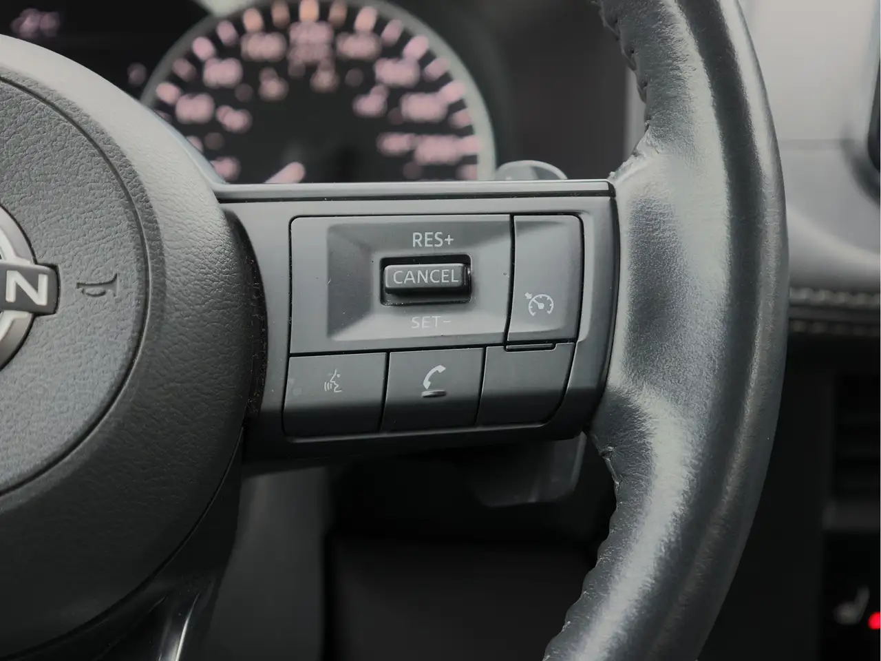 Nissan Rogue photo Nissan Rogue