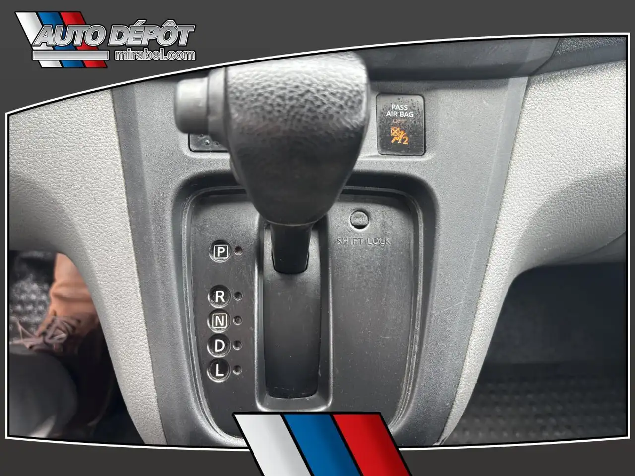Nissan NV200 photo Nissan NV200