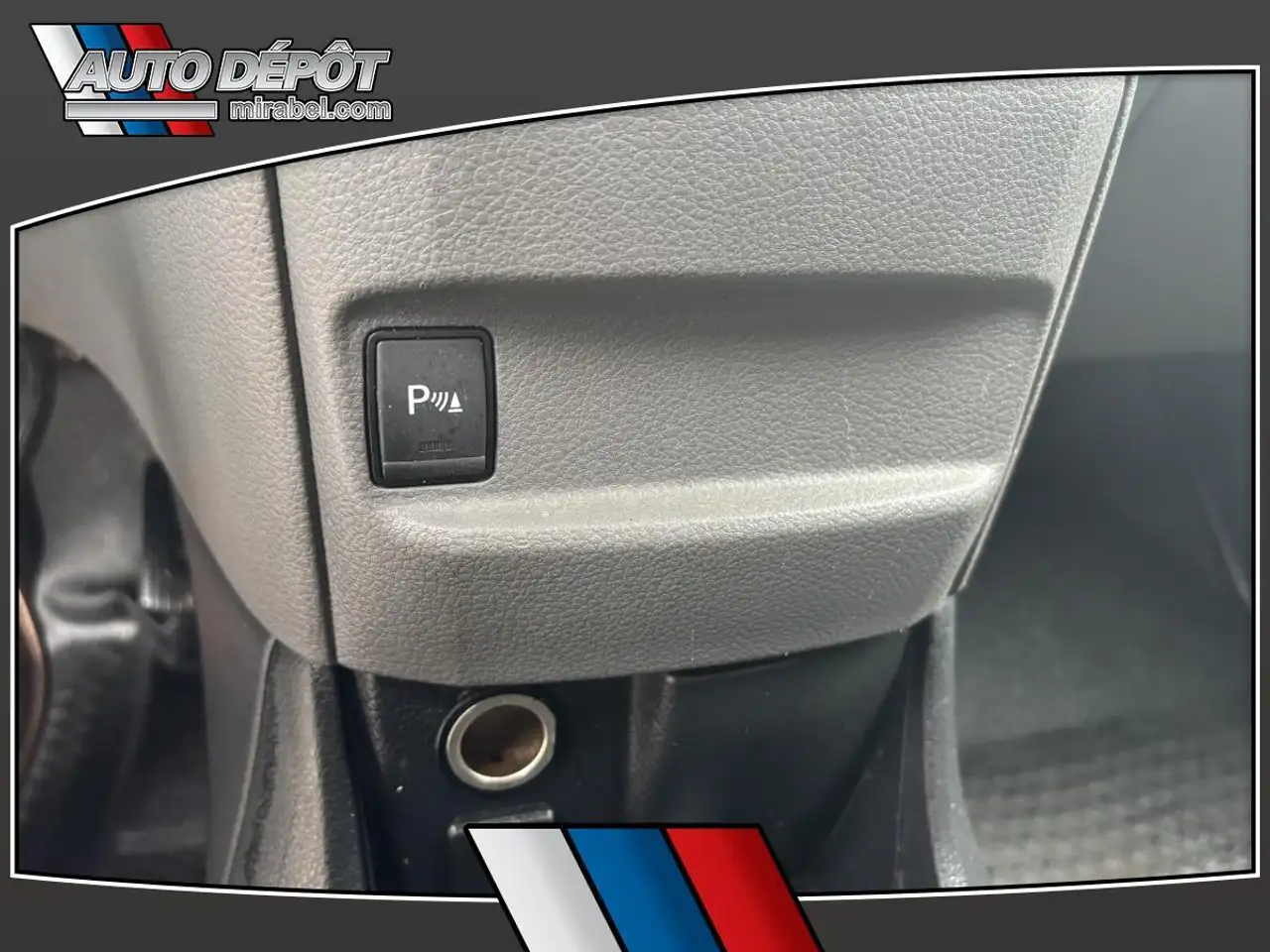 Nissan NV200 photo Nissan NV200