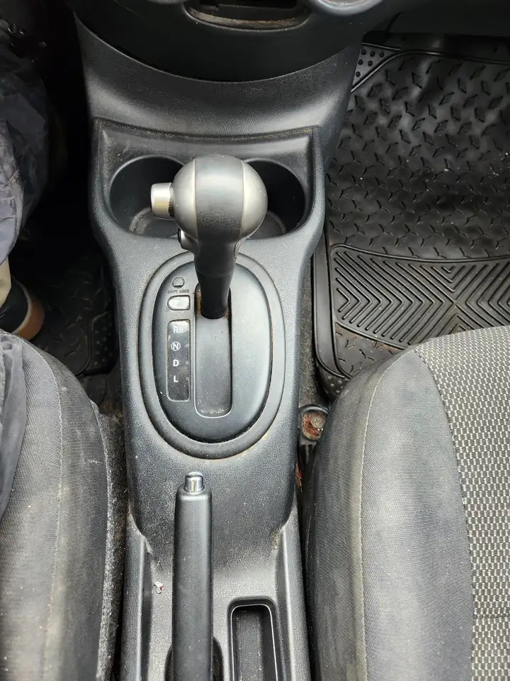Nissan Versa photo Nissan Versa