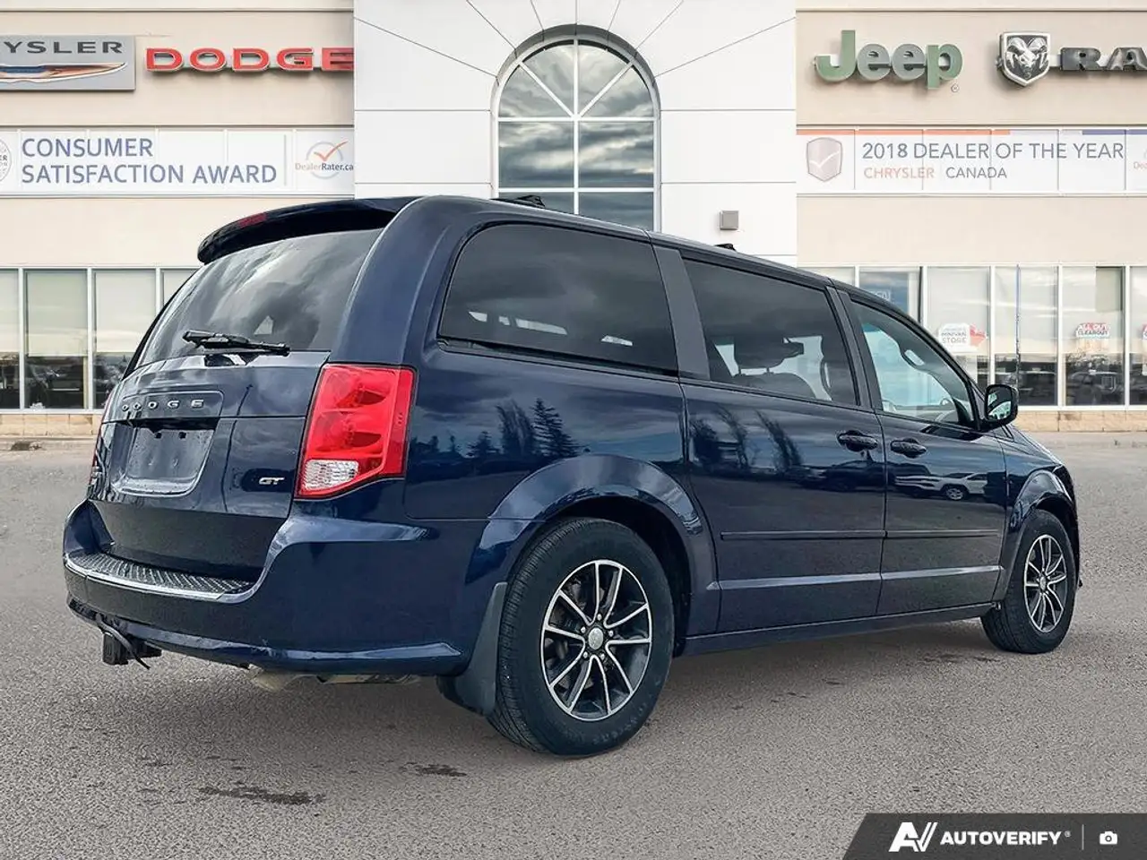 Dodge Grand Caravan photo Dodge Grand Caravan