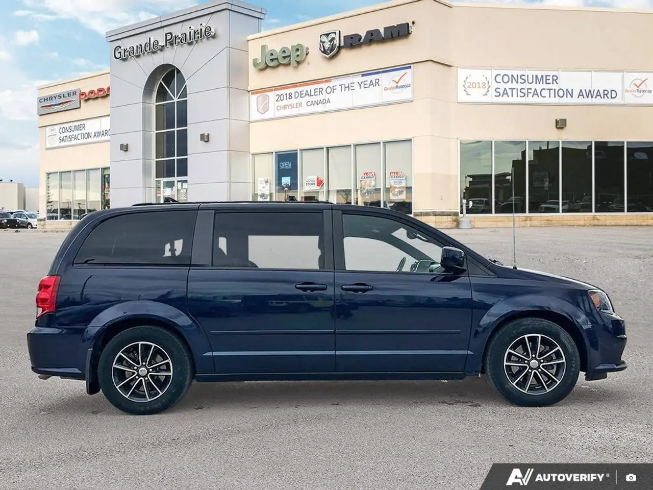 Dodge Grand Caravan photo Dodge Grand Caravan