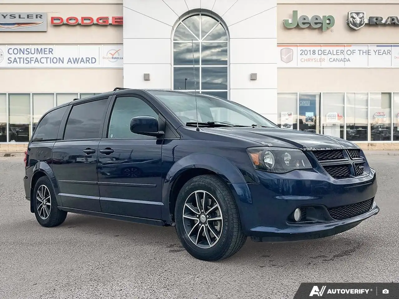 Dodge Grand Caravan photo Dodge Grand Caravan