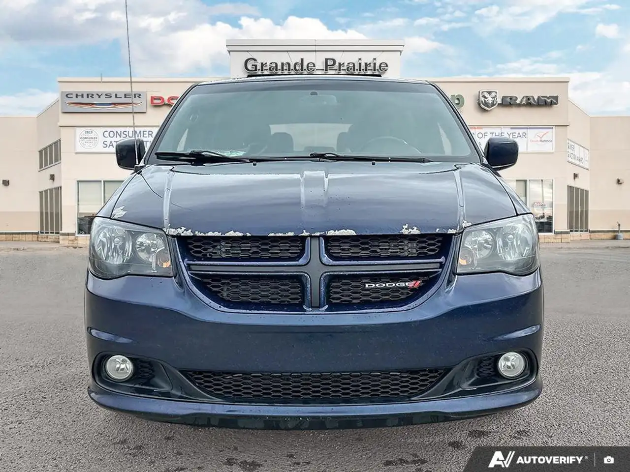 Dodge Grand Caravan photo Dodge Grand Caravan