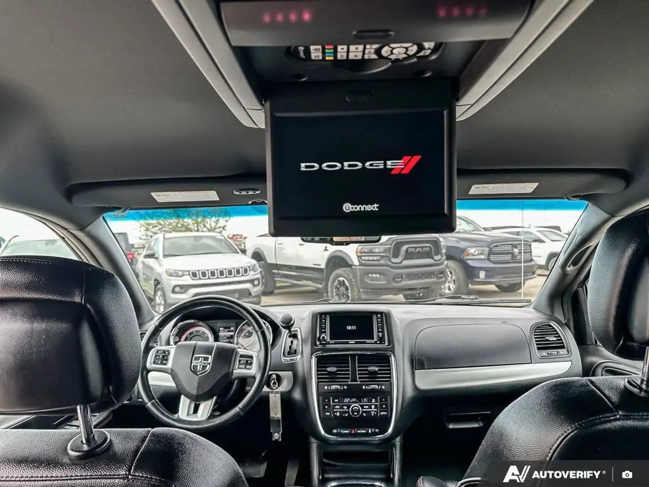 Dodge Grand Caravan photo Dodge Grand Caravan