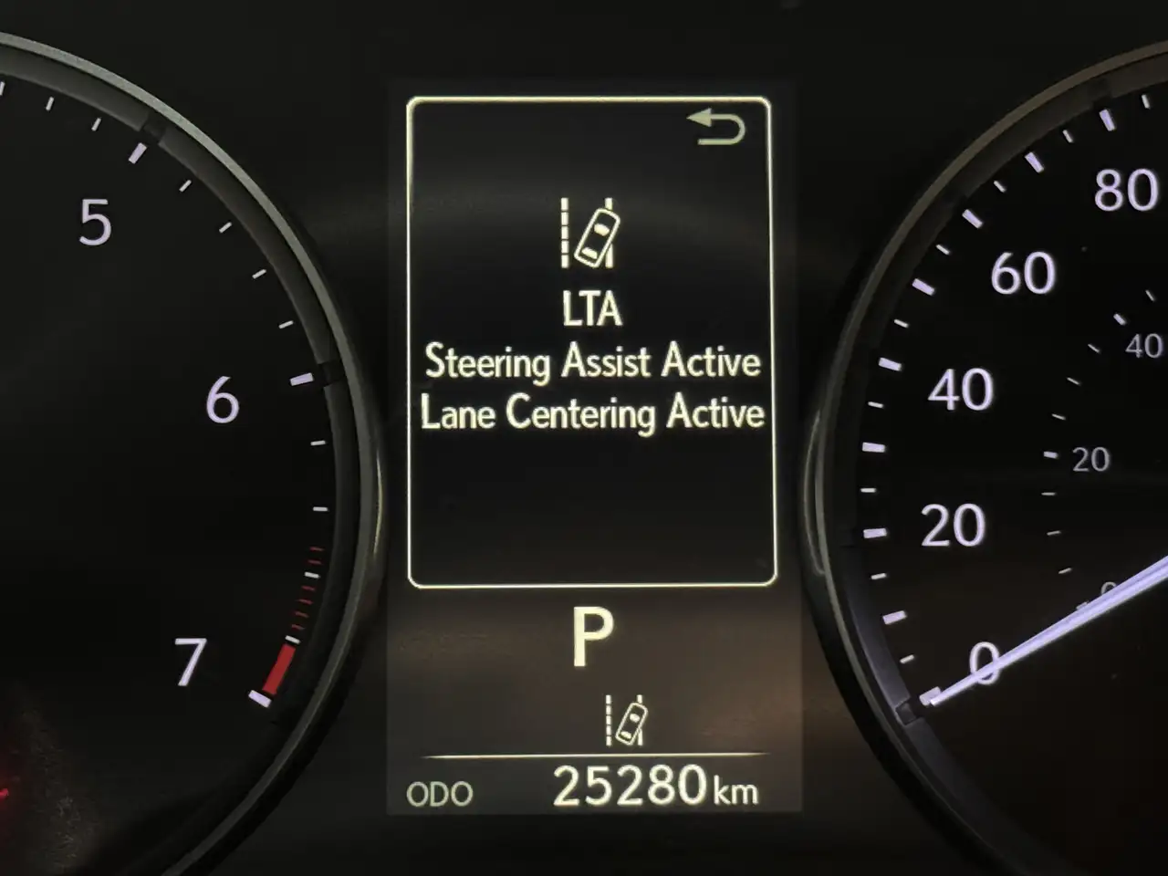 Lexus IS снимка Lexus IS