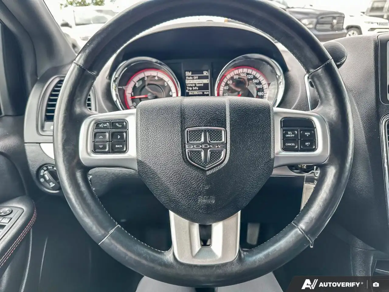 Dodge Grand Caravan photo Dodge Grand Caravan