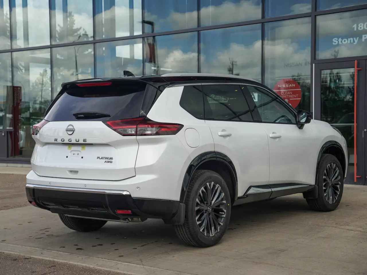 Nissan Rogue fotografie Nissan Rogue