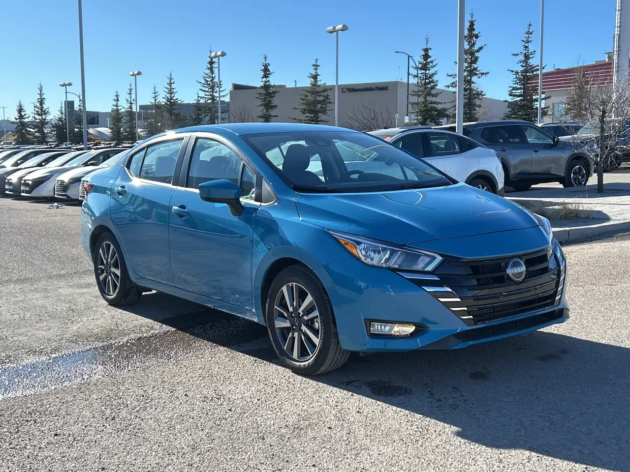 Nissan Versa снимка Nissan Versa