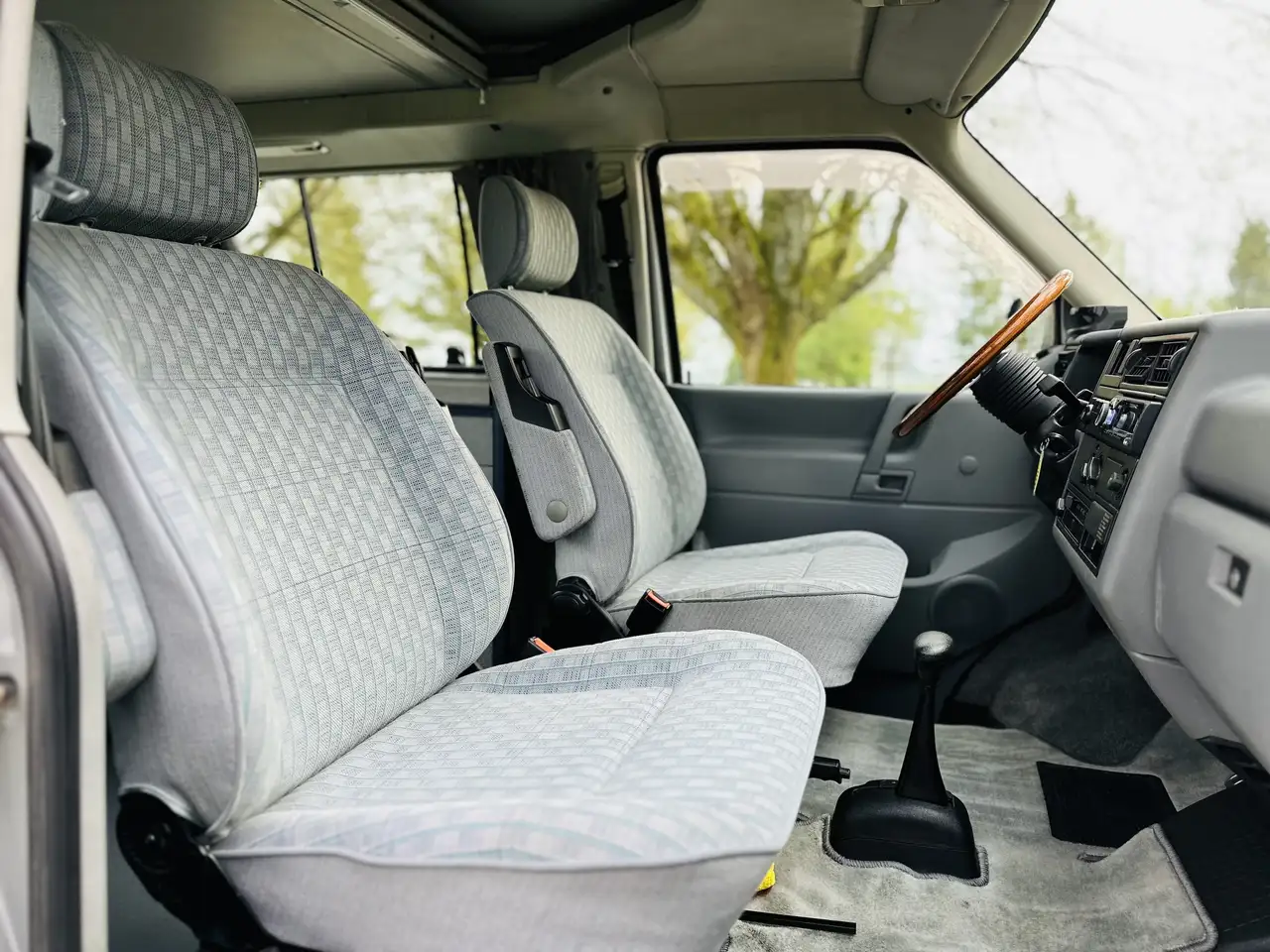 Volkswagen Eurovan снимка Volkswagen Eurovan