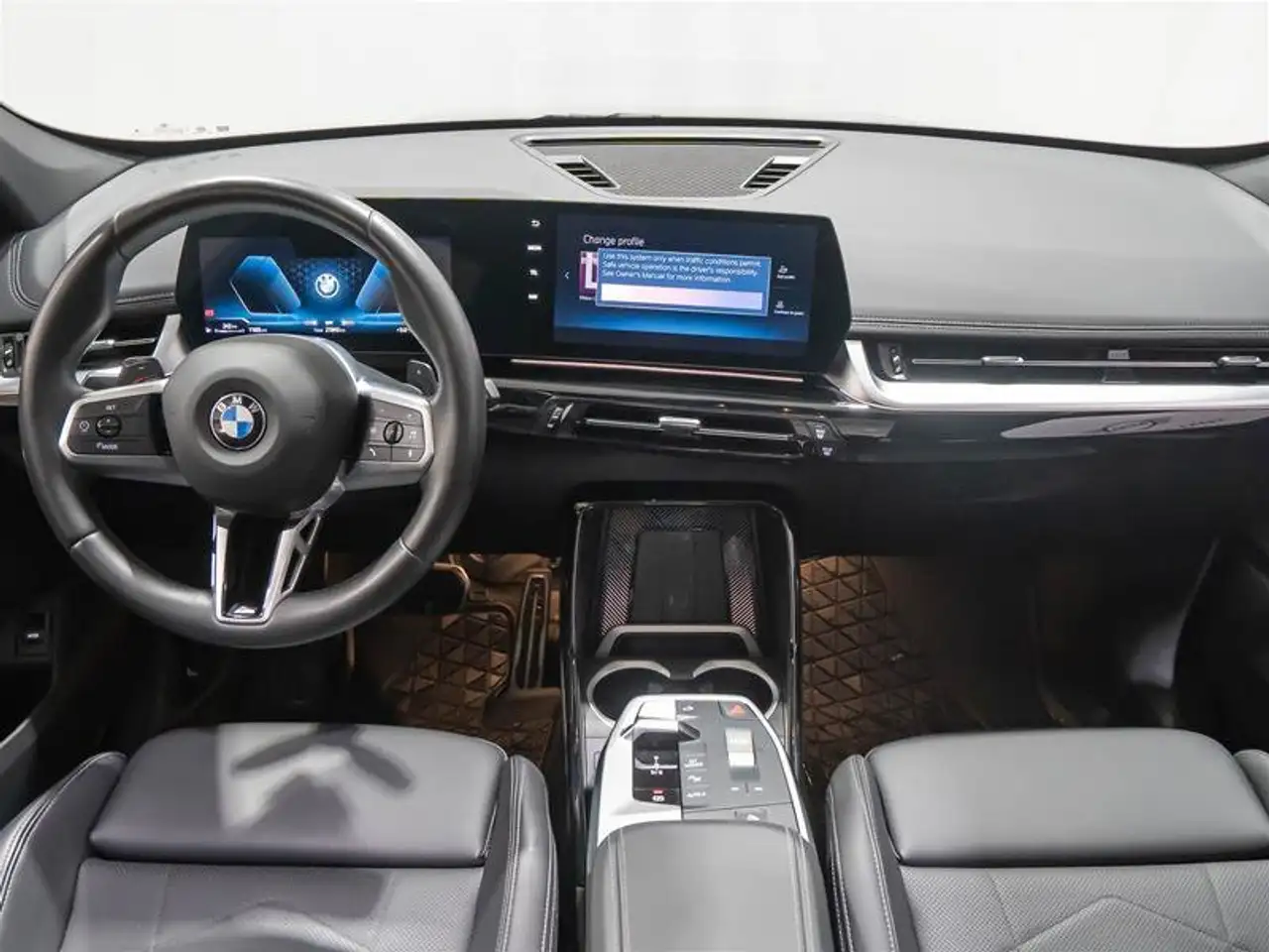 BMW X1 снимка BMW X1