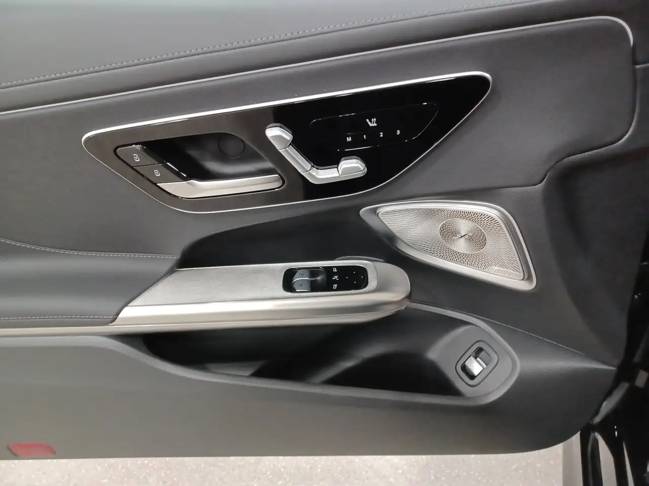 Mercedes-Benz CLE снимка Mercedes-Benz CLE