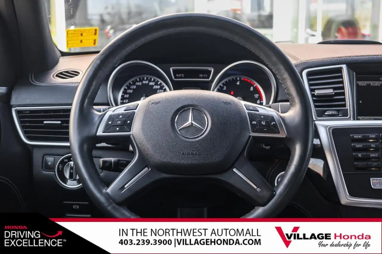 Mercedes-Benz M-Class fotografie Mercedes-Benz M-Class