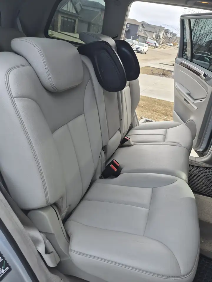 Mercedes-Benz GL-Class снимка Mercedes-Benz GL-Class