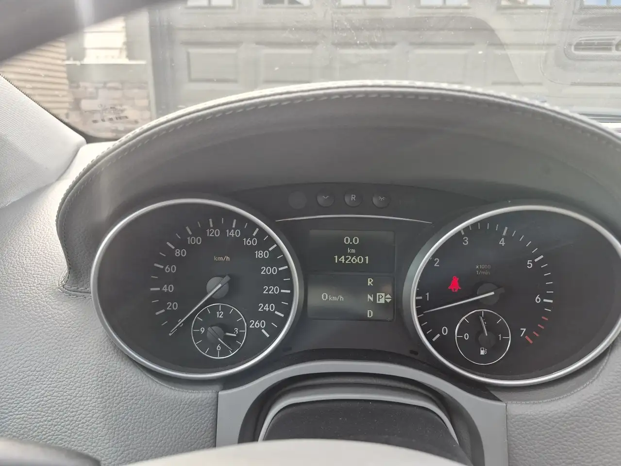 Mercedes-Benz GL-Class снимка Mercedes-Benz GL-Class