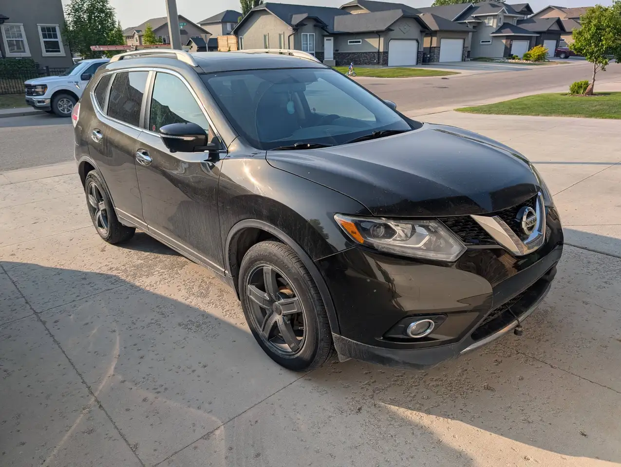 Nissan Rogue снимка Nissan Rogue