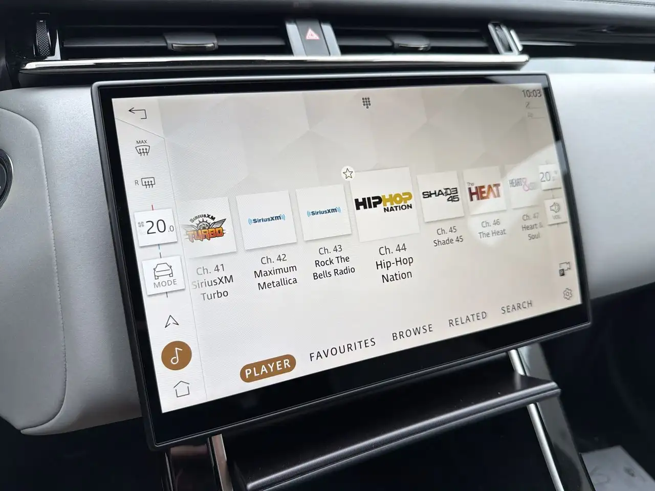 Land Rover Range Rover Velar снимка Land Rover Range Rover Velar
