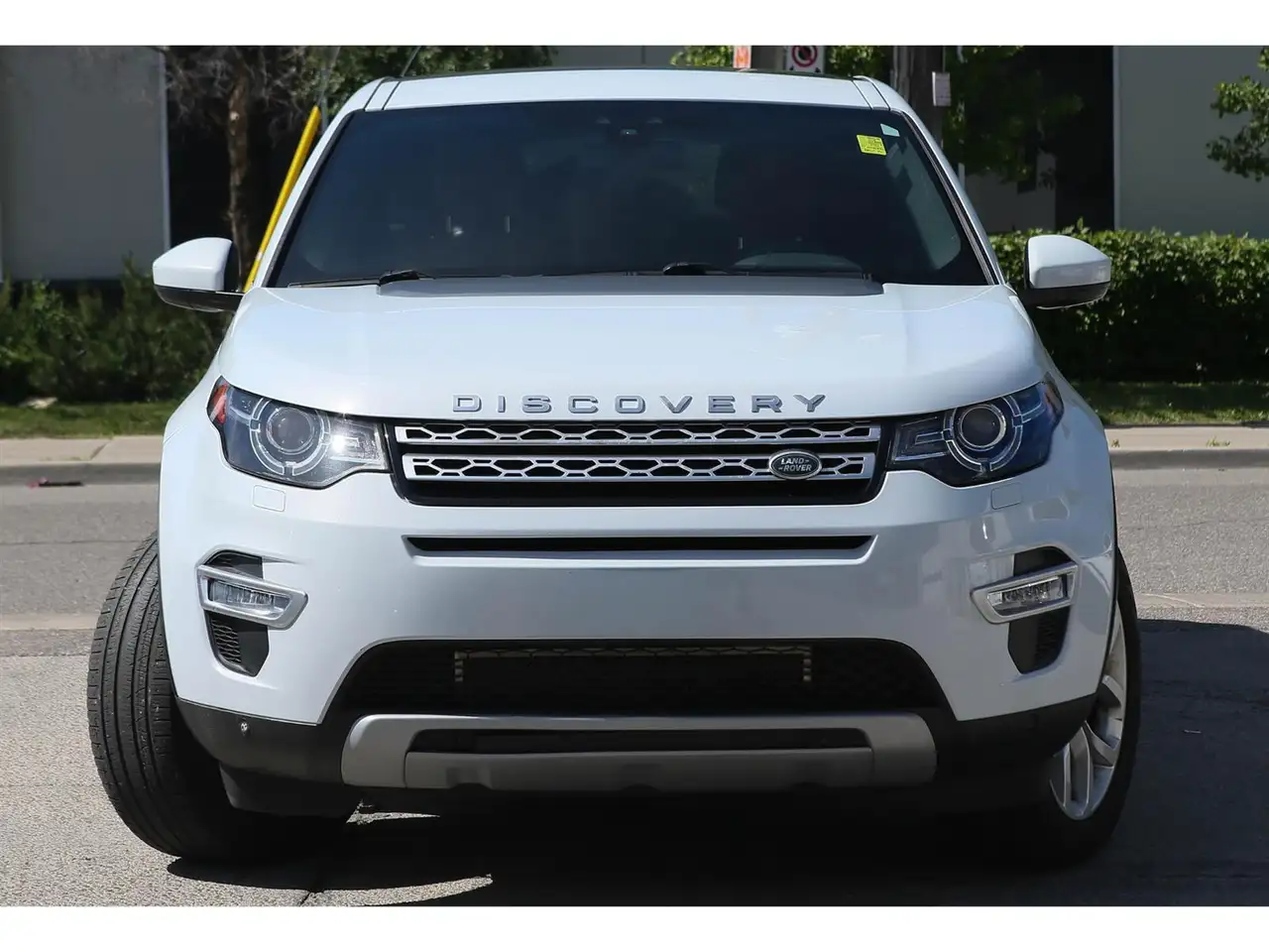 Land Rover Discovery Sport photo Land Rover Discovery Sport