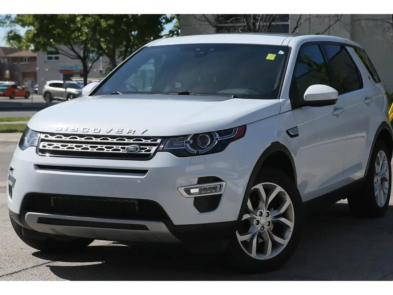 Land Rover Discovery Sport photo Land Rover Discovery Sport