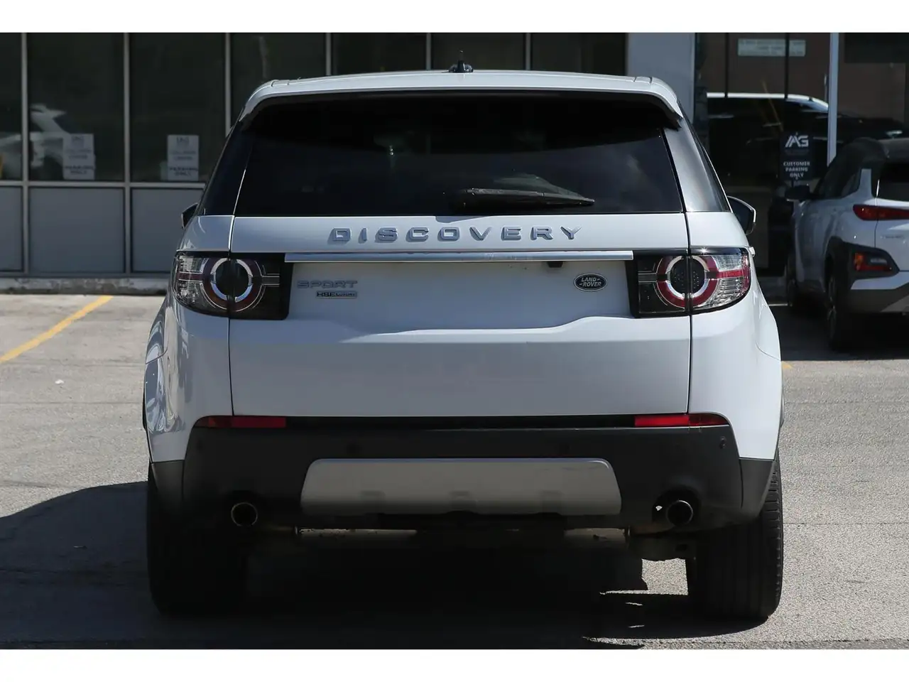 Land Rover Discovery Sport photo Land Rover Discovery Sport