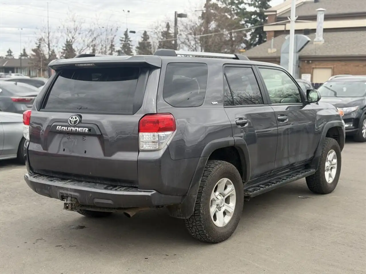Toyota 4-Runner снимка Toyota 4-Runner