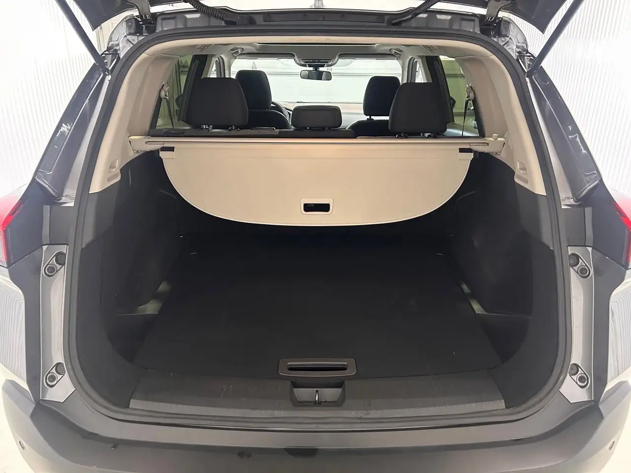 Nissan Rogue photo Nissan Rogue