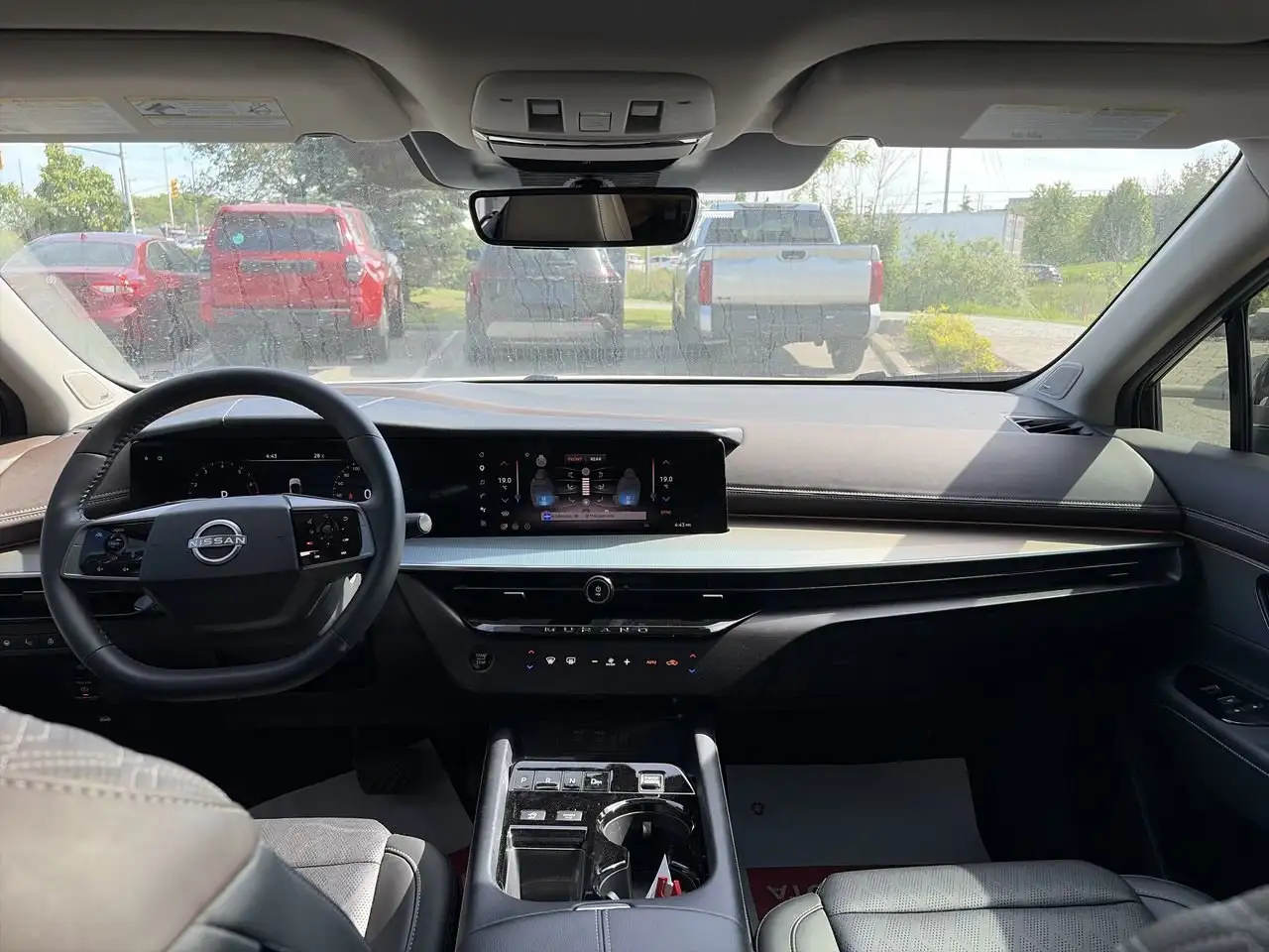Nissan Murano снимка Nissan Murano