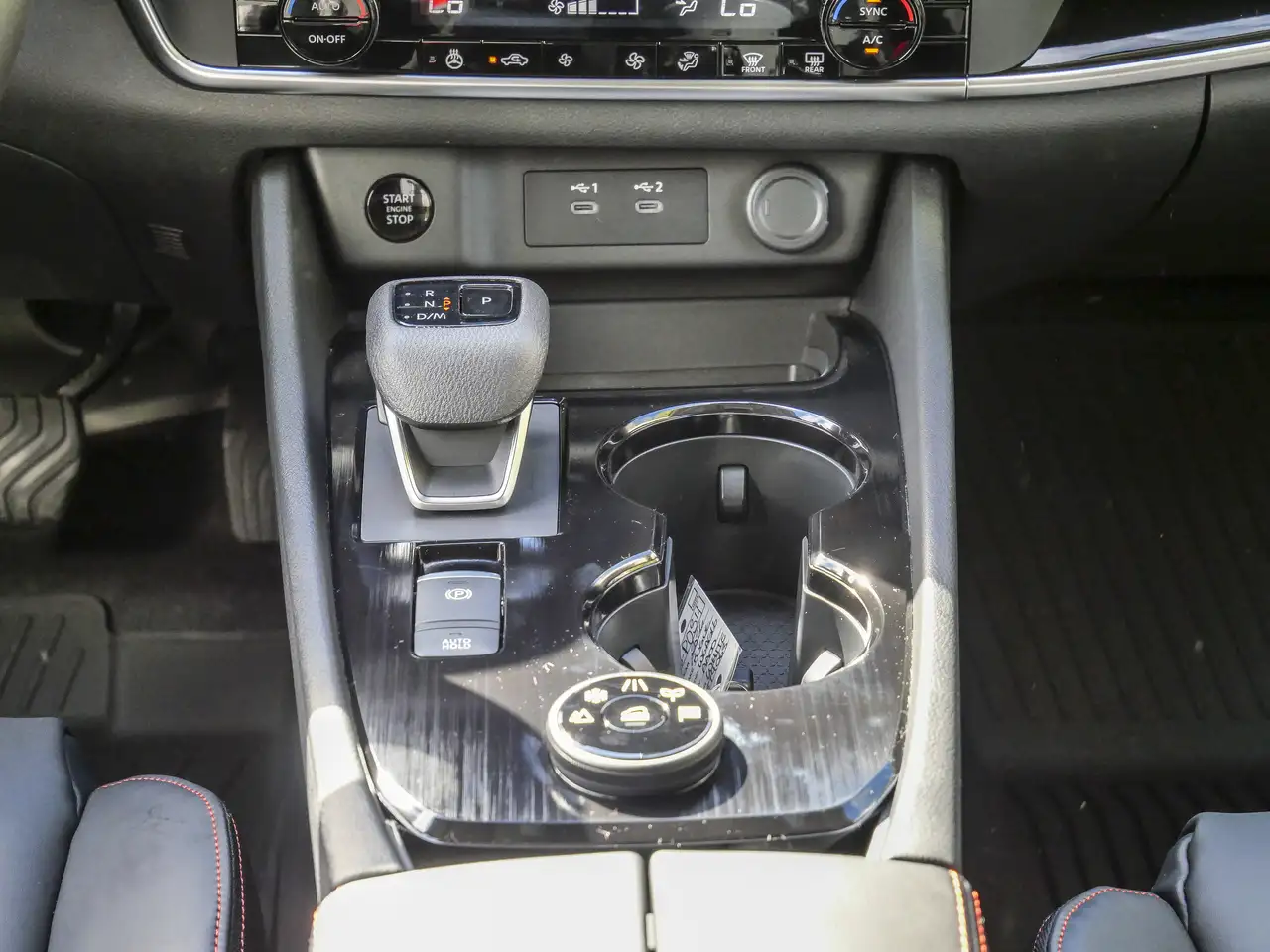 Nissan Rogue photo Nissan Rogue