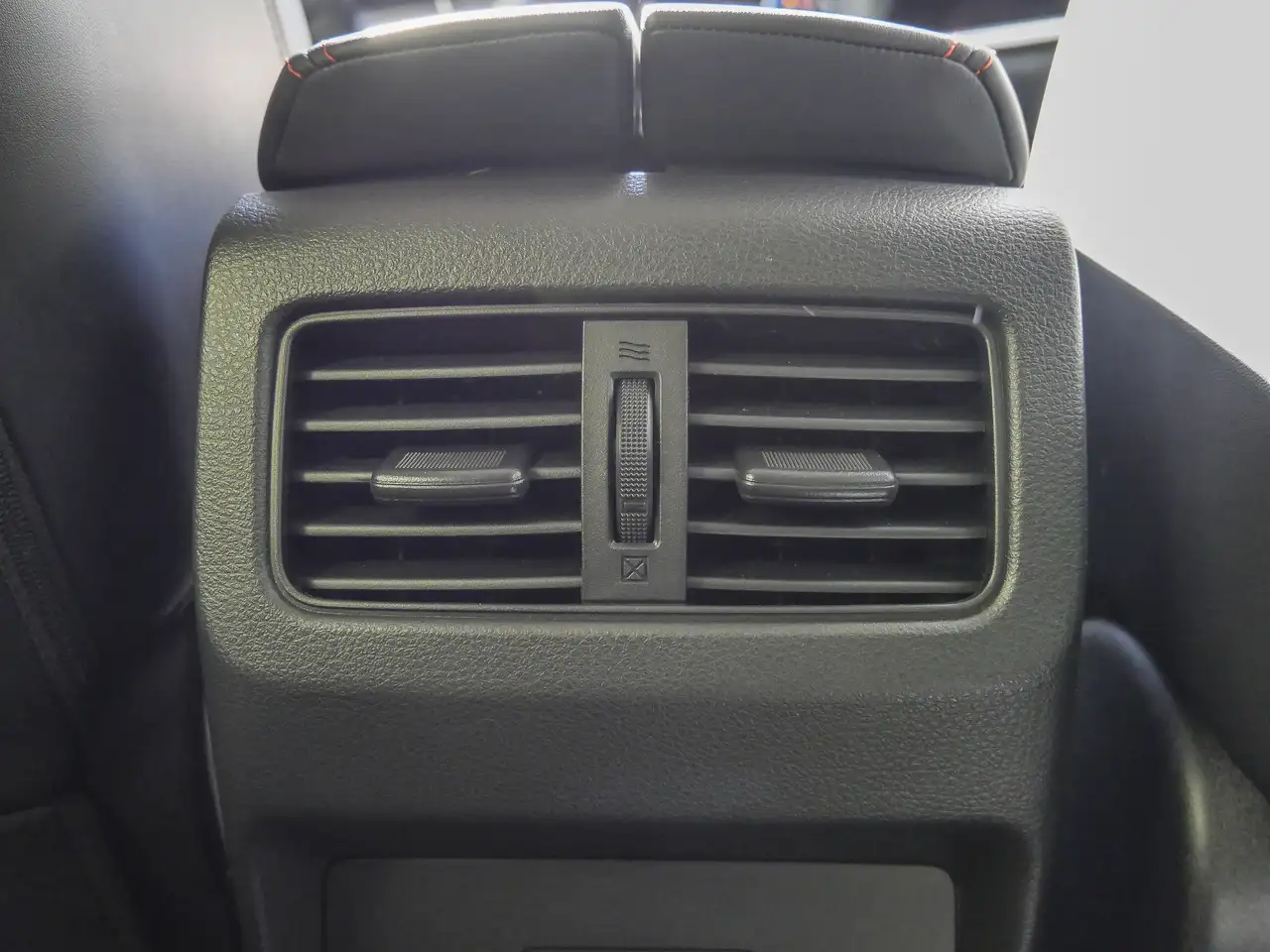 Nissan Rogue photo Nissan Rogue