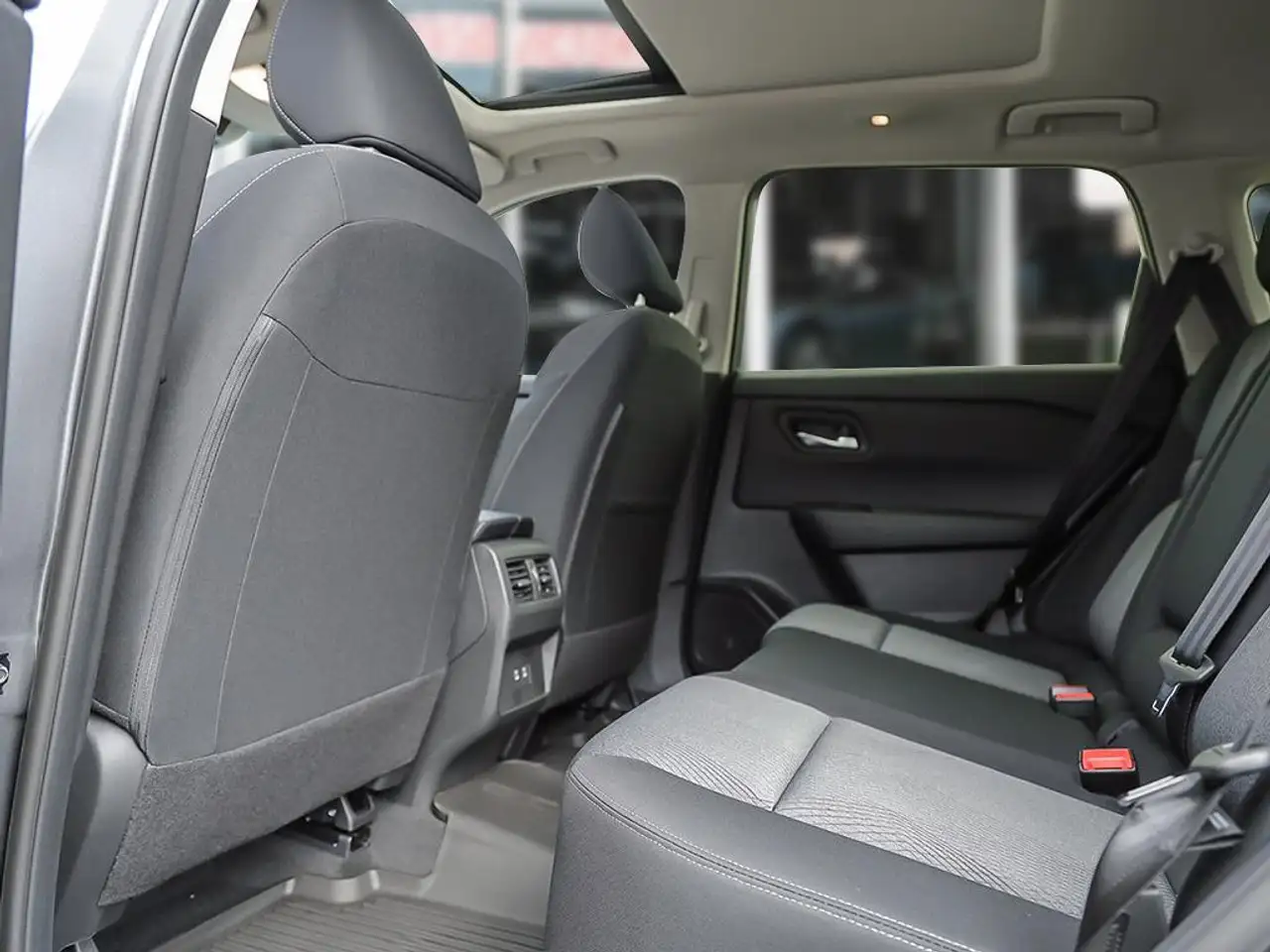 Nissan Rogue photo Nissan Rogue