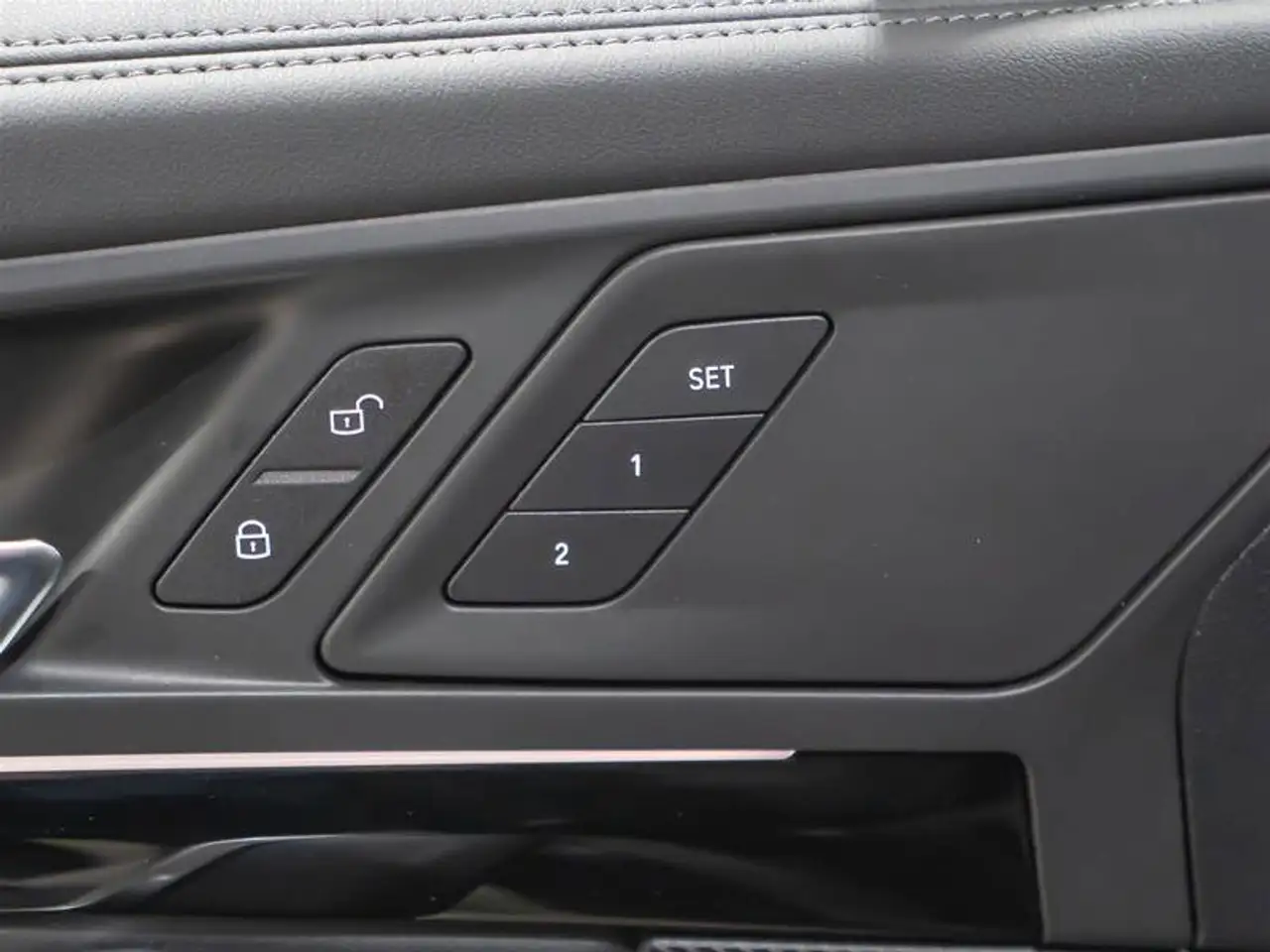 BMW X1 снимка BMW X1